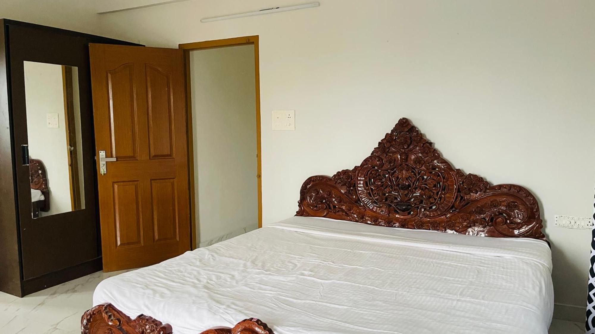 Rajamandiram 3Bhk Ac Apartment In Trivandrum Central Thiruvananthapuram ภายนอก รูปภาพ