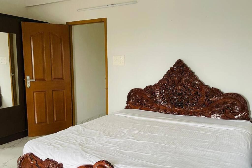 Rajamandiram 3Bhk Ac Apartment In Trivandrum Central Thiruvananthapuram ภายนอก รูปภาพ