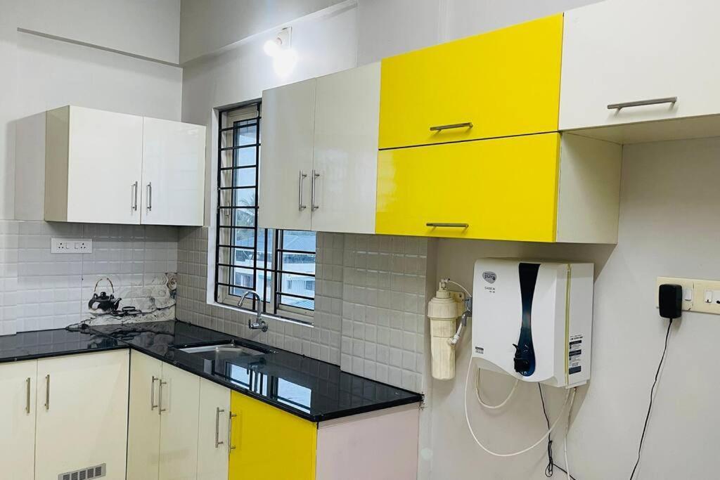 Rajamandiram 3Bhk Ac Apartment In Trivandrum Central Thiruvananthapuram ภายนอก รูปภาพ